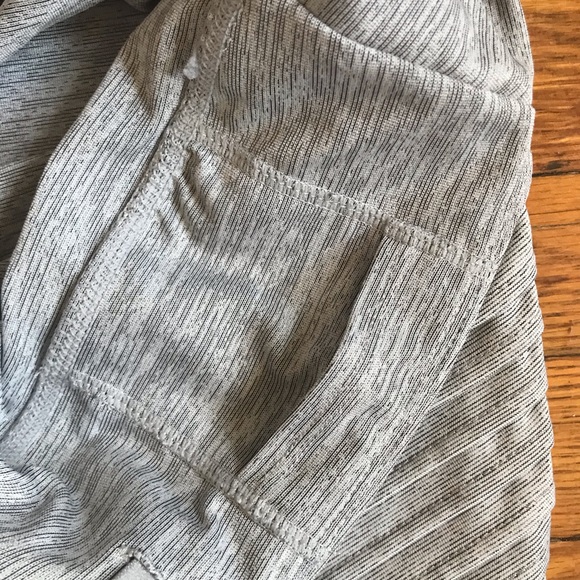 White/grey leggings - Picture 11 of 15